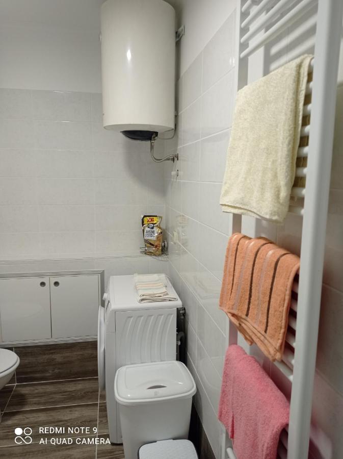 Studio Apartman Sonja Otočac Extérieur photo