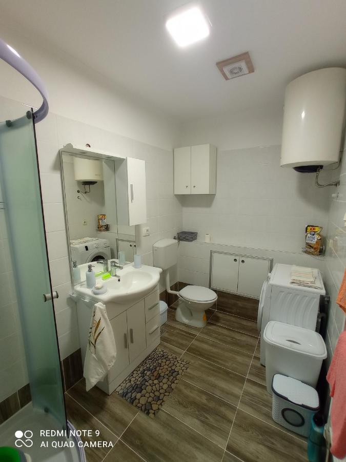 Studio Apartman Sonja Otočac Extérieur photo