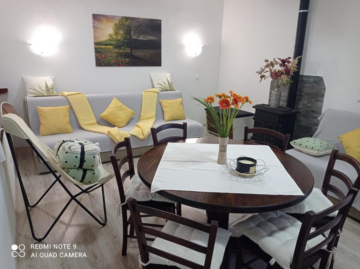 Studio Apartman Sonja Otočac Extérieur photo